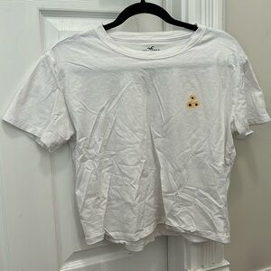 White Hollister tee